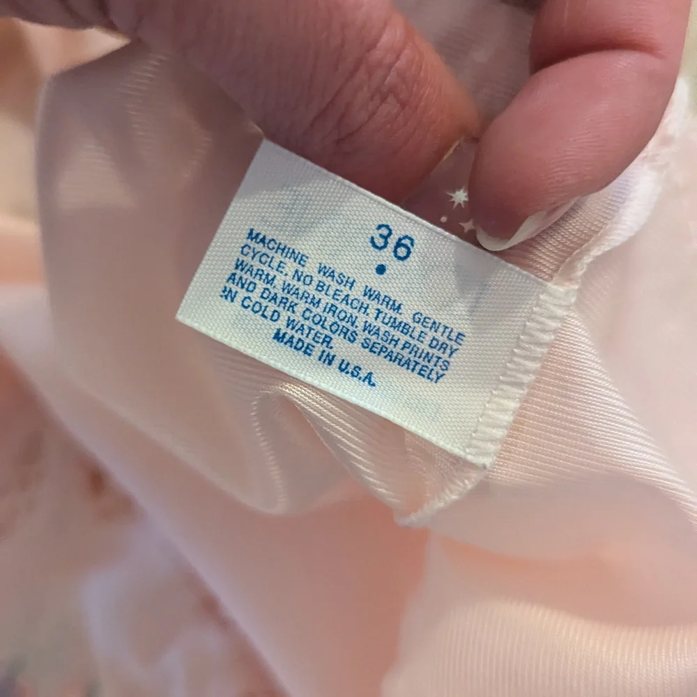 Vintage Lorrane pale pink camisole with lace trim size M - Picture 8 of 9